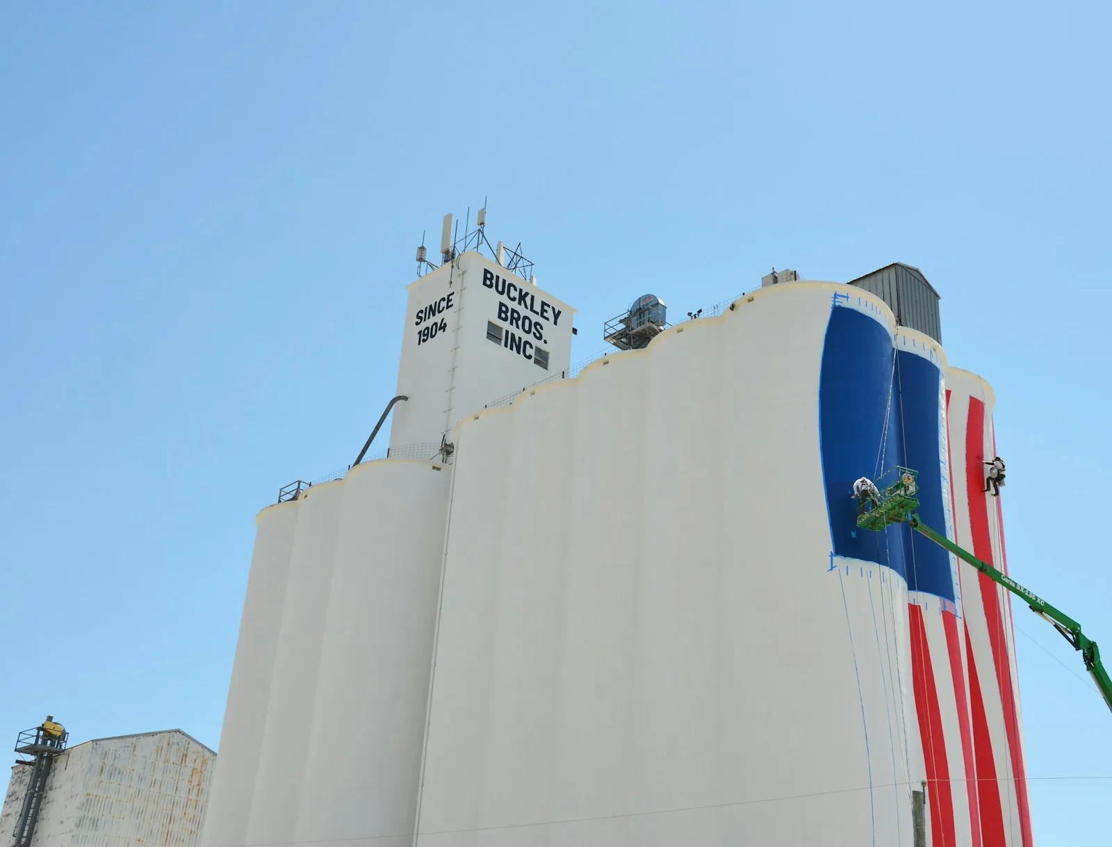 Domestic chemical manufacturing facility representing US-based custom synthesis