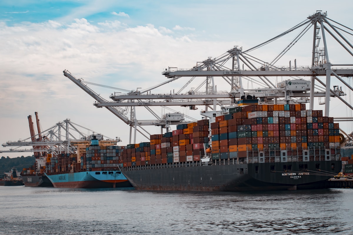 Pharmaceutical international sourcing logistics with global trade routes