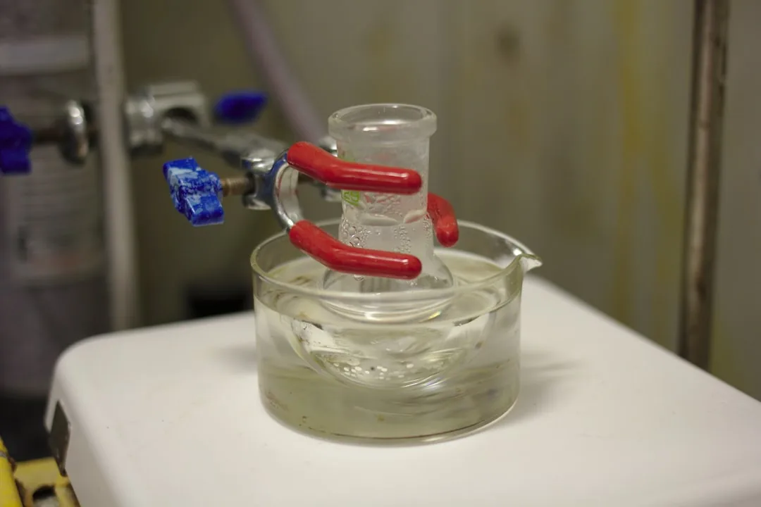 Reaction setup for oxetane intermediate synthesis under controlled temperature