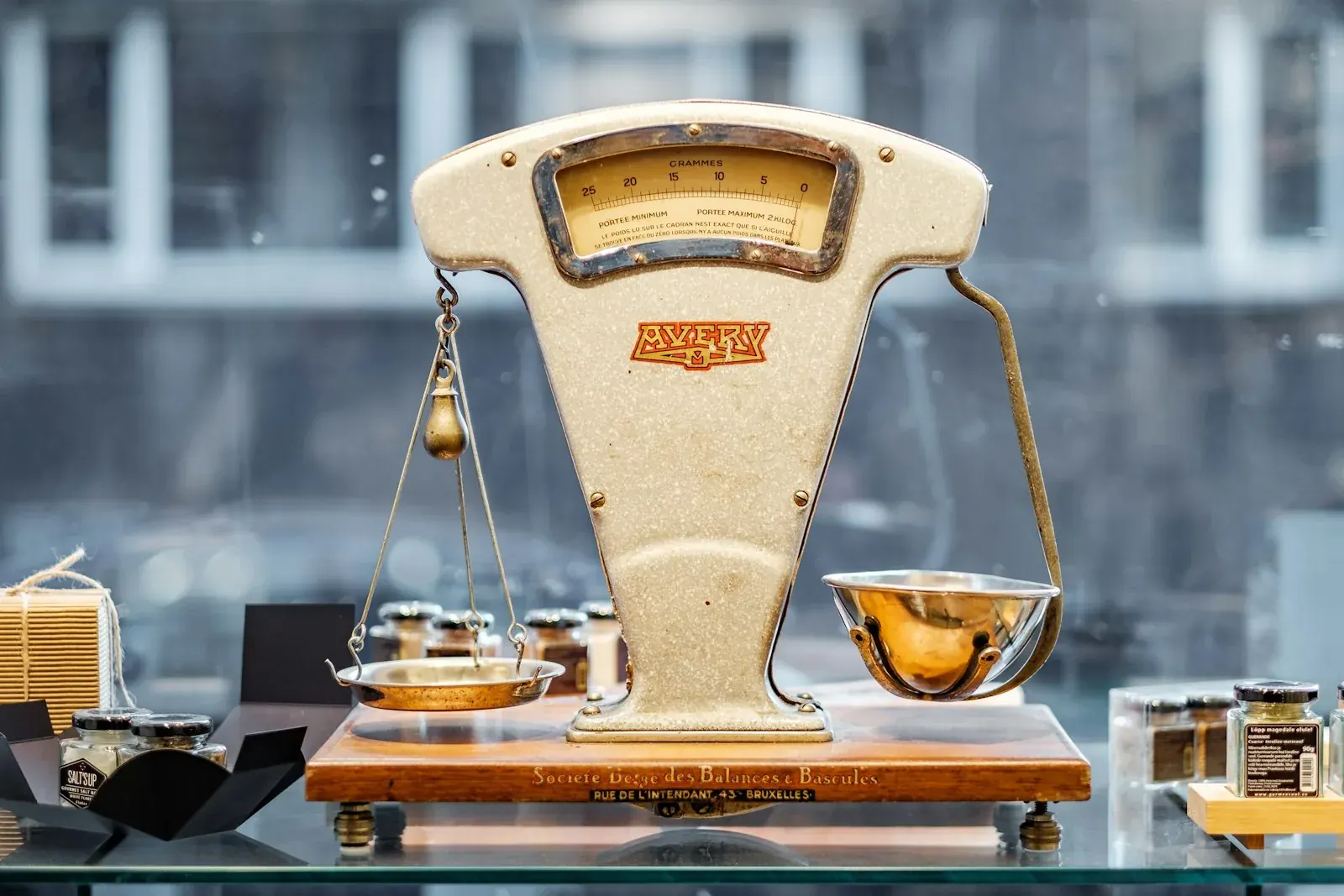 Pilot-scale reactor and process equipment used for kilo-scale custom synthesis